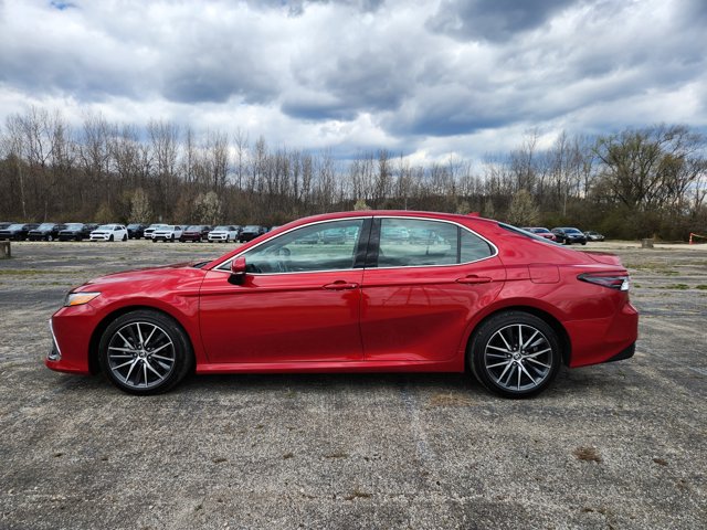 Vehicle image 8 of 29