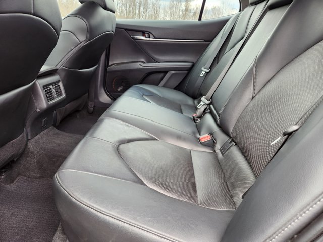 Vehicle image 13 of 29