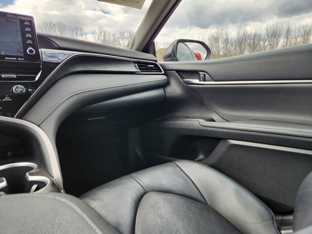Vehicle image 18 of 29