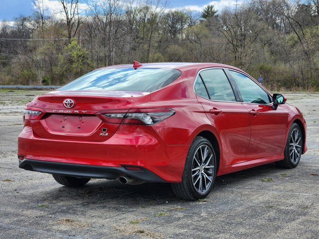 Vehicle image 5 of 29