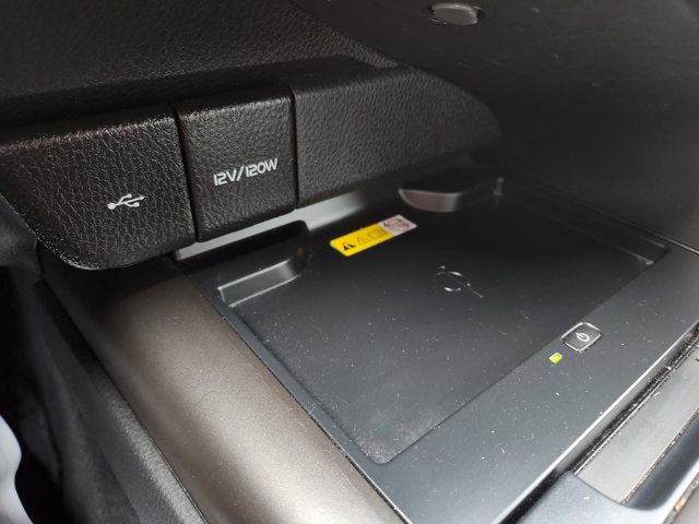 Vehicle image 27 of 29
