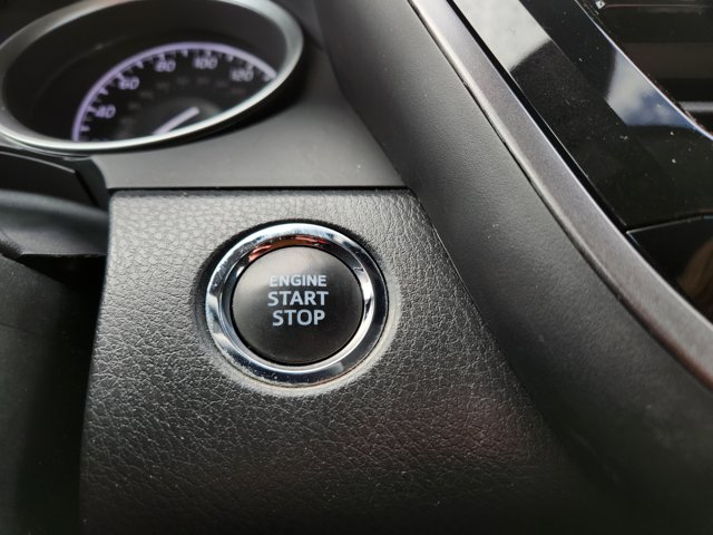 Vehicle image 26 of 29
