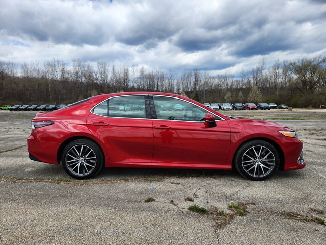 Vehicle image 4 of 29