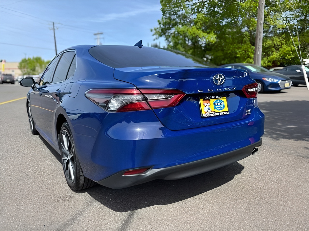 Vehicle image 30 of 32