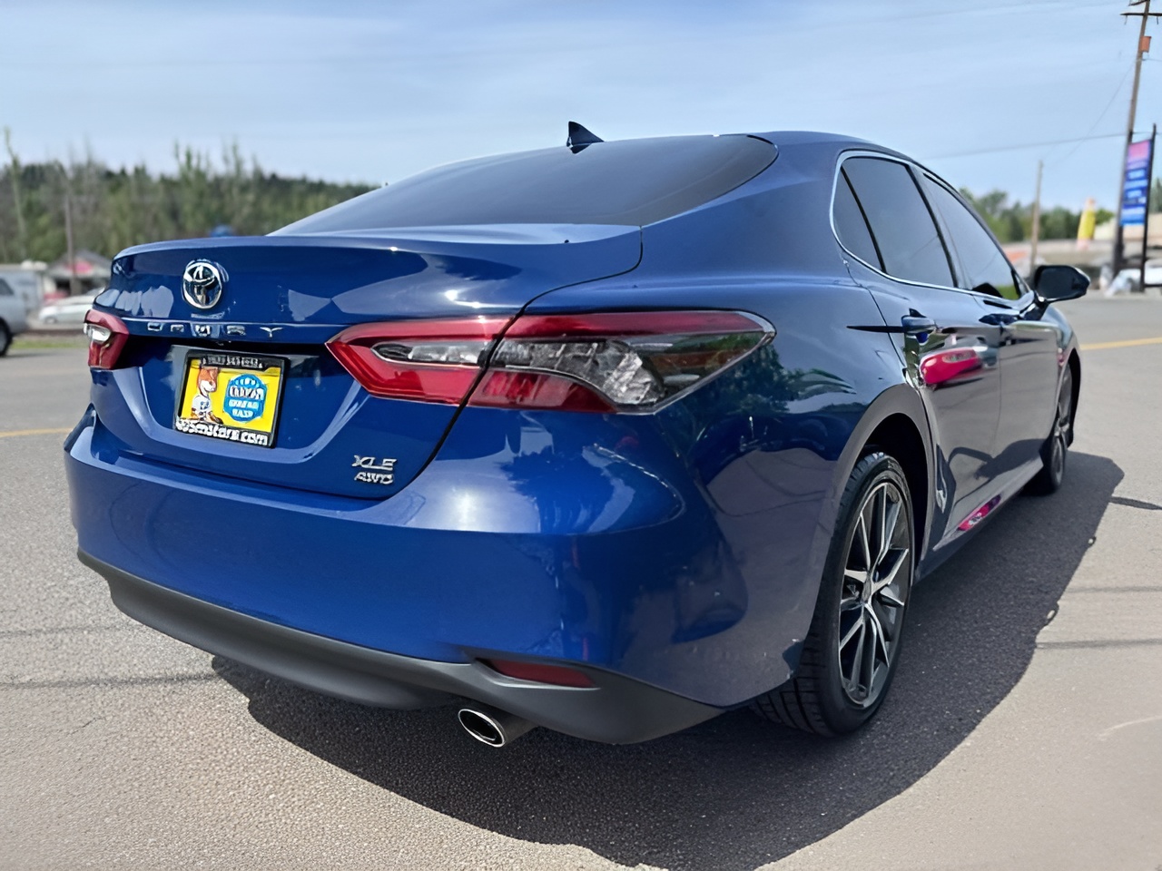 Vehicle image 29 of 32