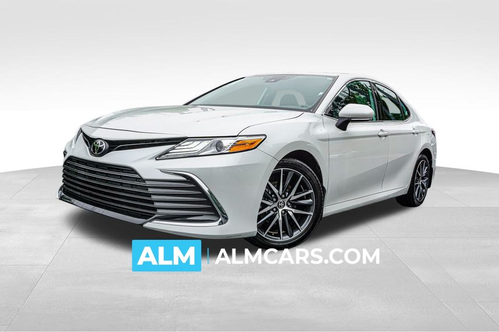 Vehicle image 2 of 76