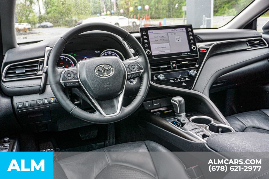 Vehicle image 26 of 76