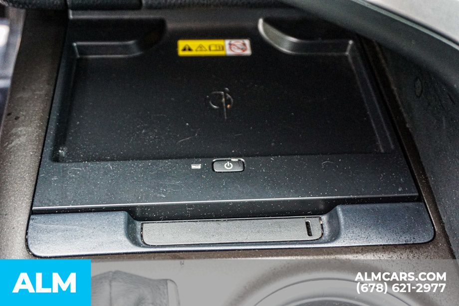 Vehicle image 42 of 76