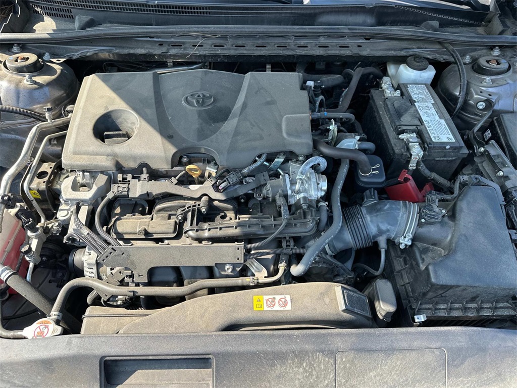 Vehicle image 7 of 33