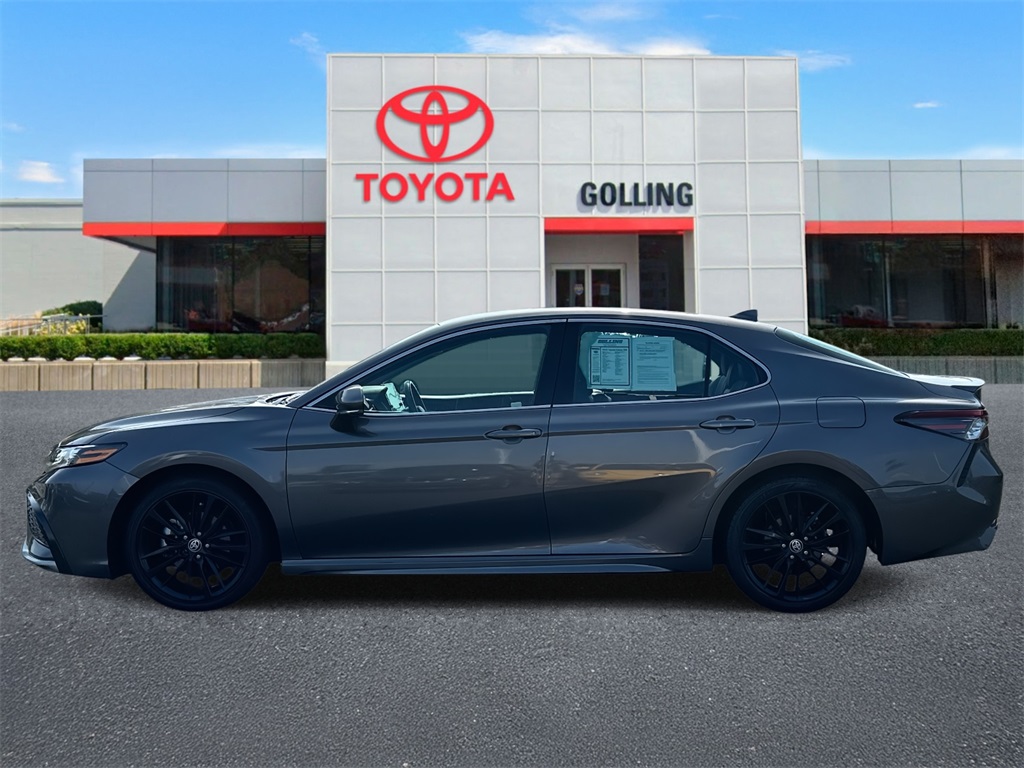 Vehicle image 6 of 33