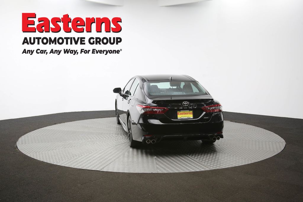 Vehicle image 28 of 60