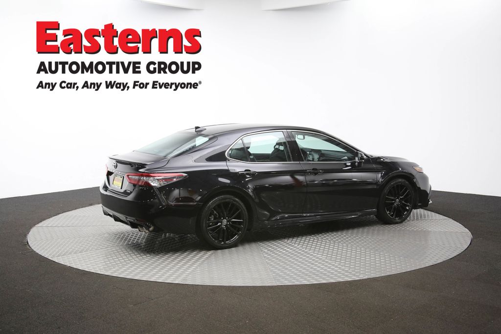 Vehicle image 22 of 60