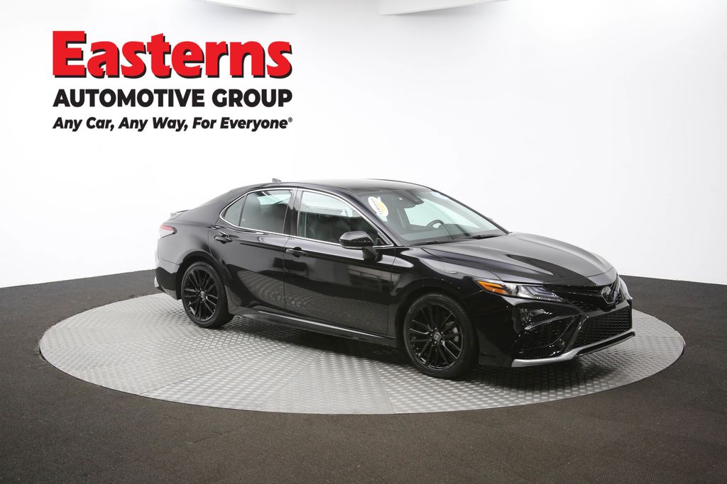 Vehicle image 14 of 60