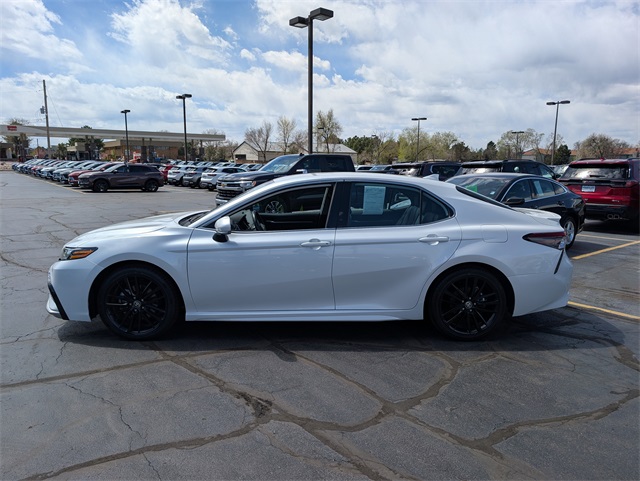 Vehicle image 9 of 30