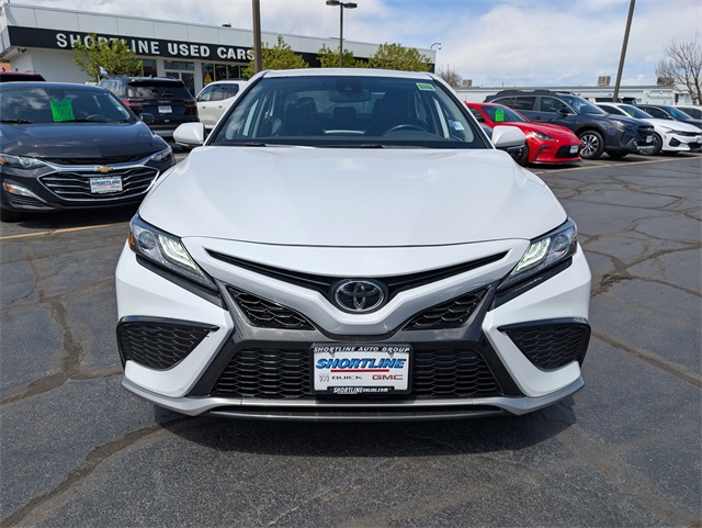 Vehicle image 2 of 30