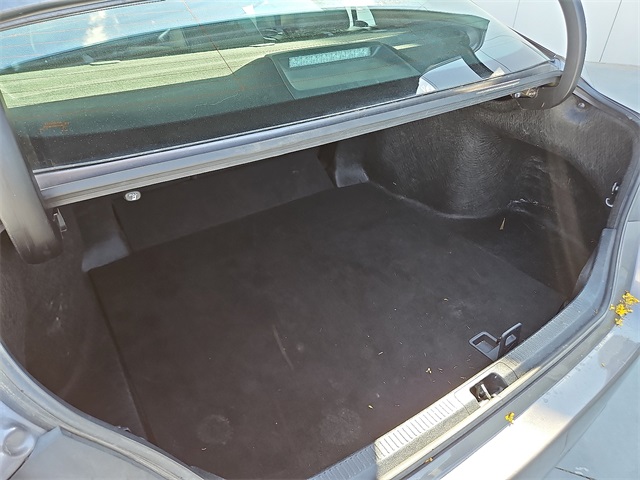 Vehicle image 11 of 25