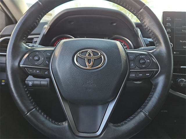 Vehicle image 21 of 25