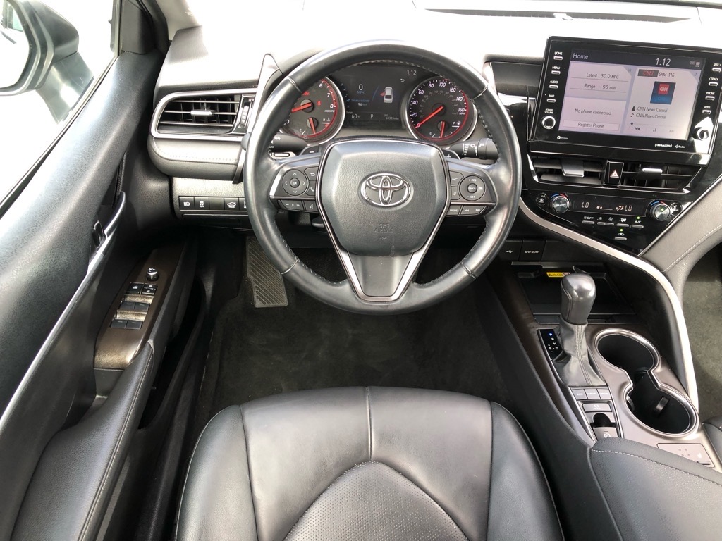 Vehicle image 15 of 35