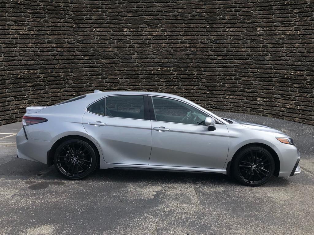 Vehicle image 5 of 35