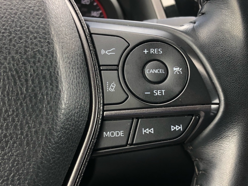 Vehicle image 26 of 35