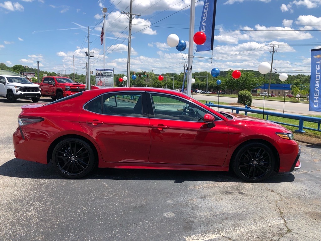 Vehicle image 5 of 38