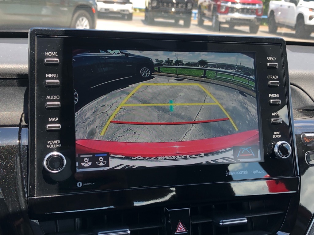 Vehicle image 11 of 38