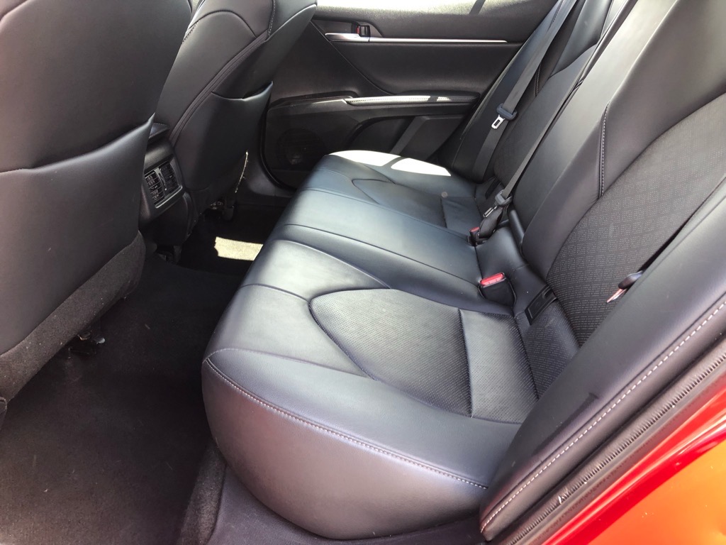 Vehicle image 17 of 38