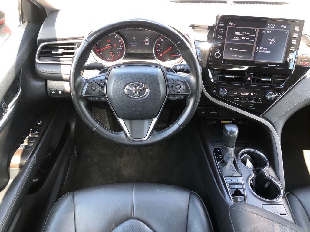 Vehicle image 15 of 38