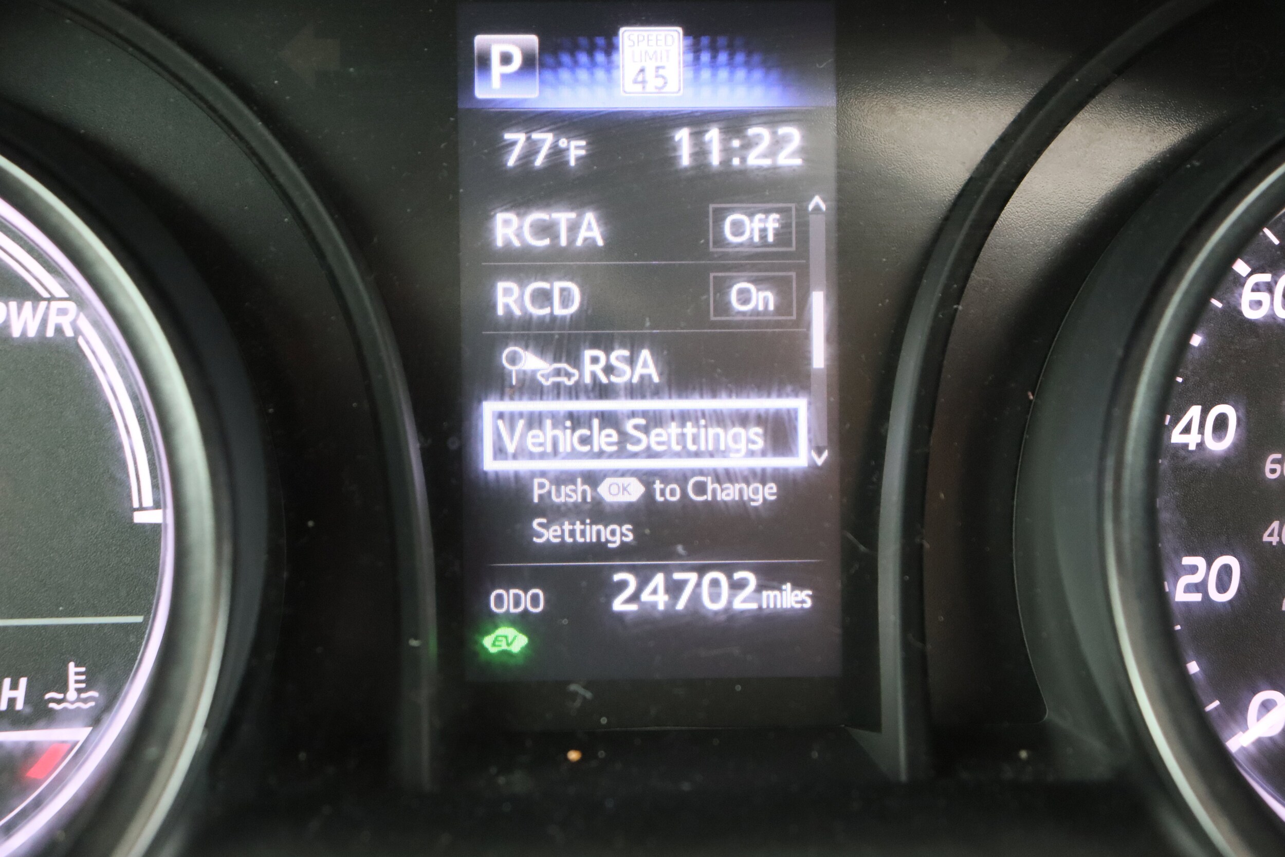 Vehicle image 42 of 47