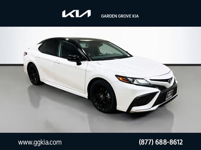 Vehicle image 3 of 31