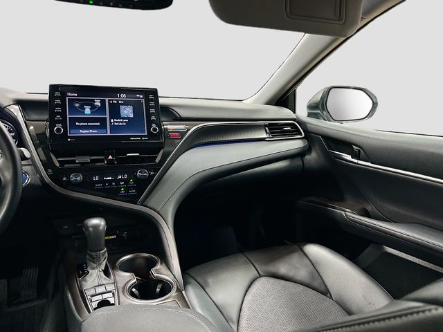 Vehicle image 22 of 31