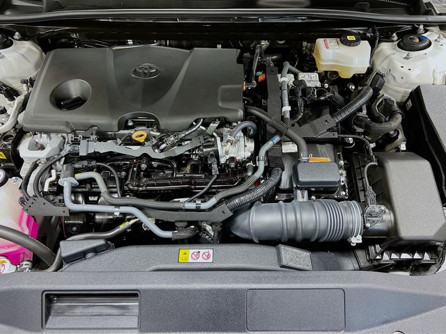 Vehicle image 28 of 31