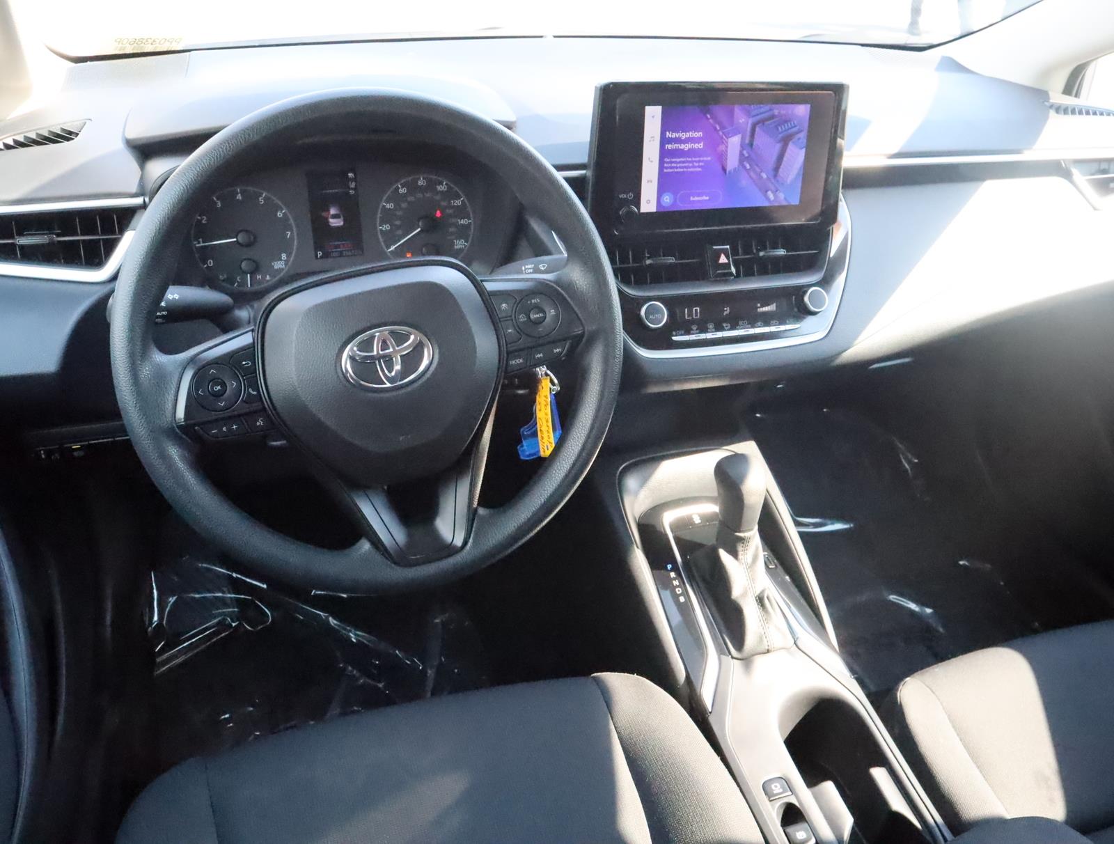 Vehicle image 9 of 25