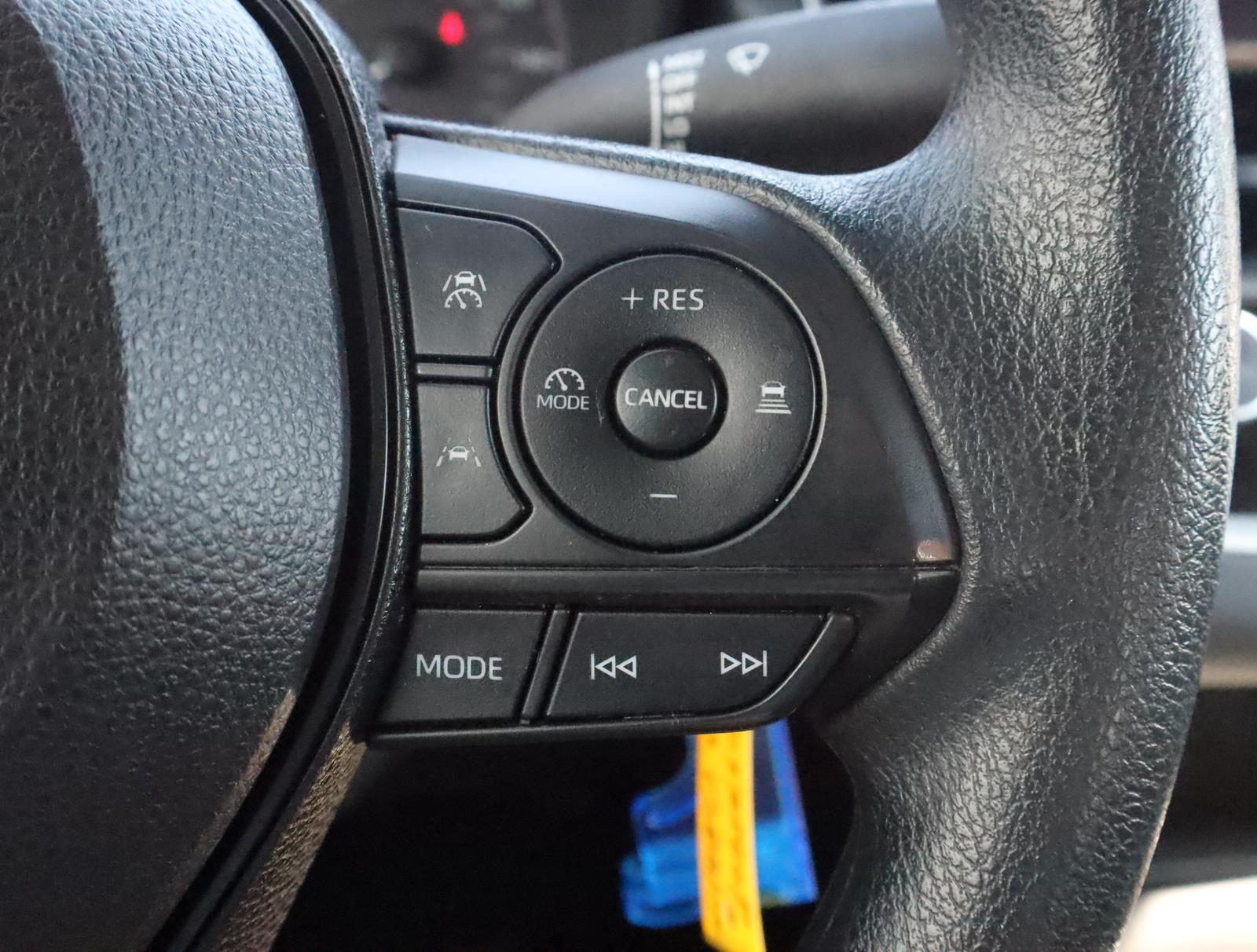 Vehicle image 12 of 25