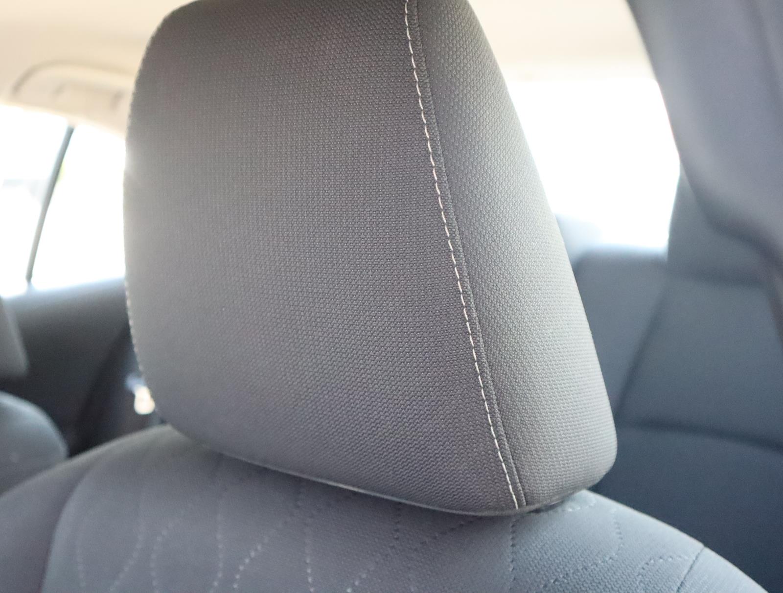 Vehicle image 20 of 25
