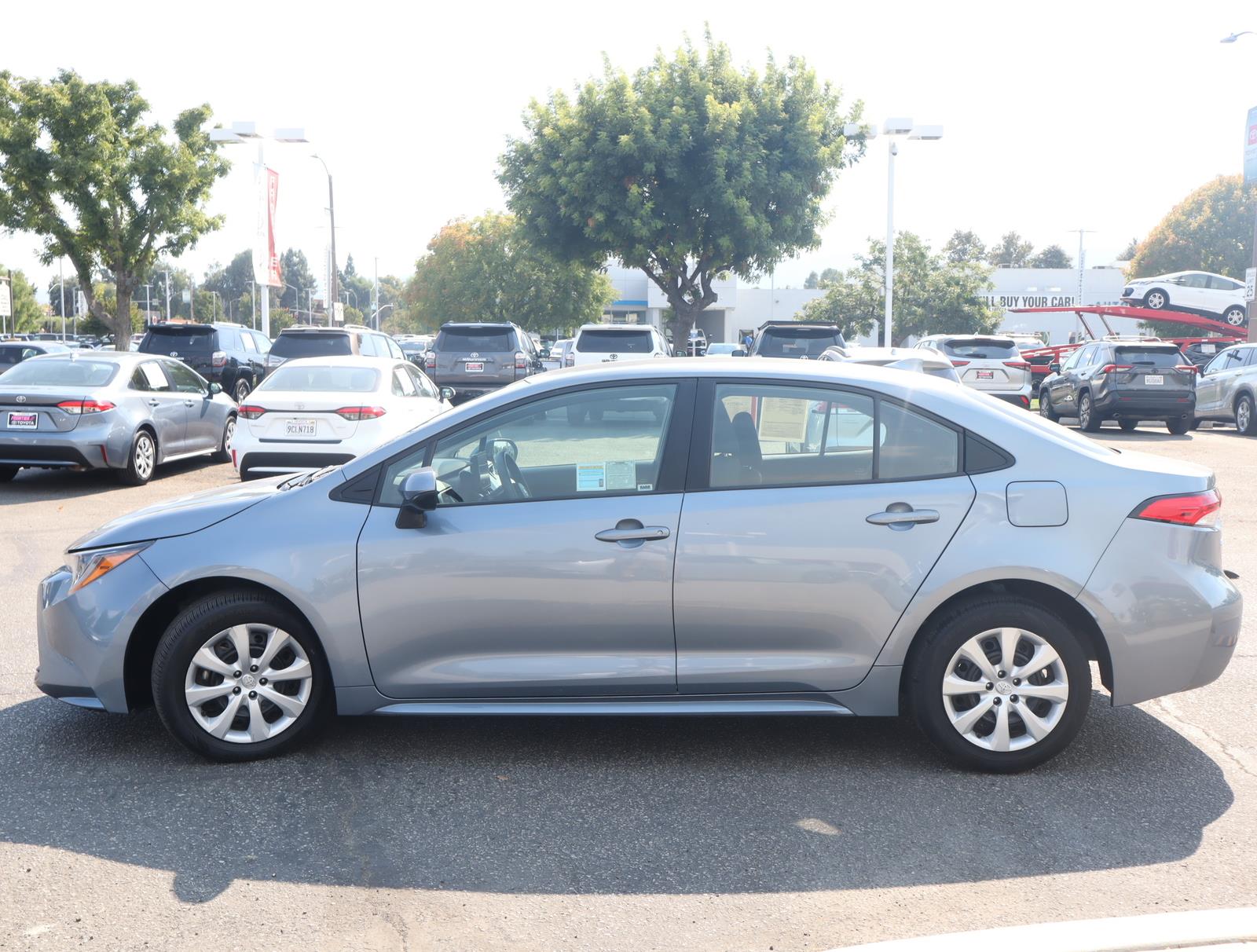 Vehicle image 2 of 25