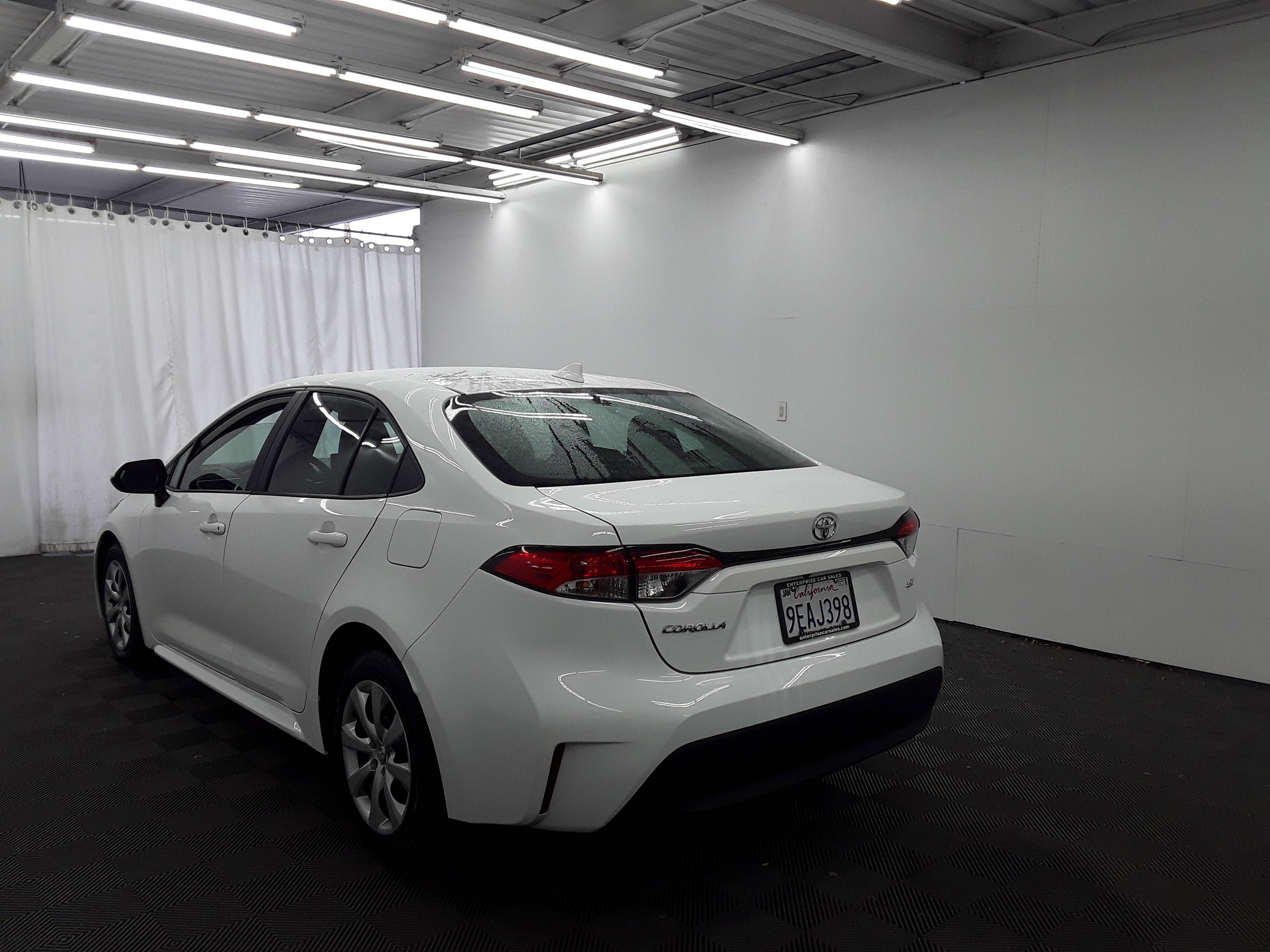 Vehicle image 6 of 23