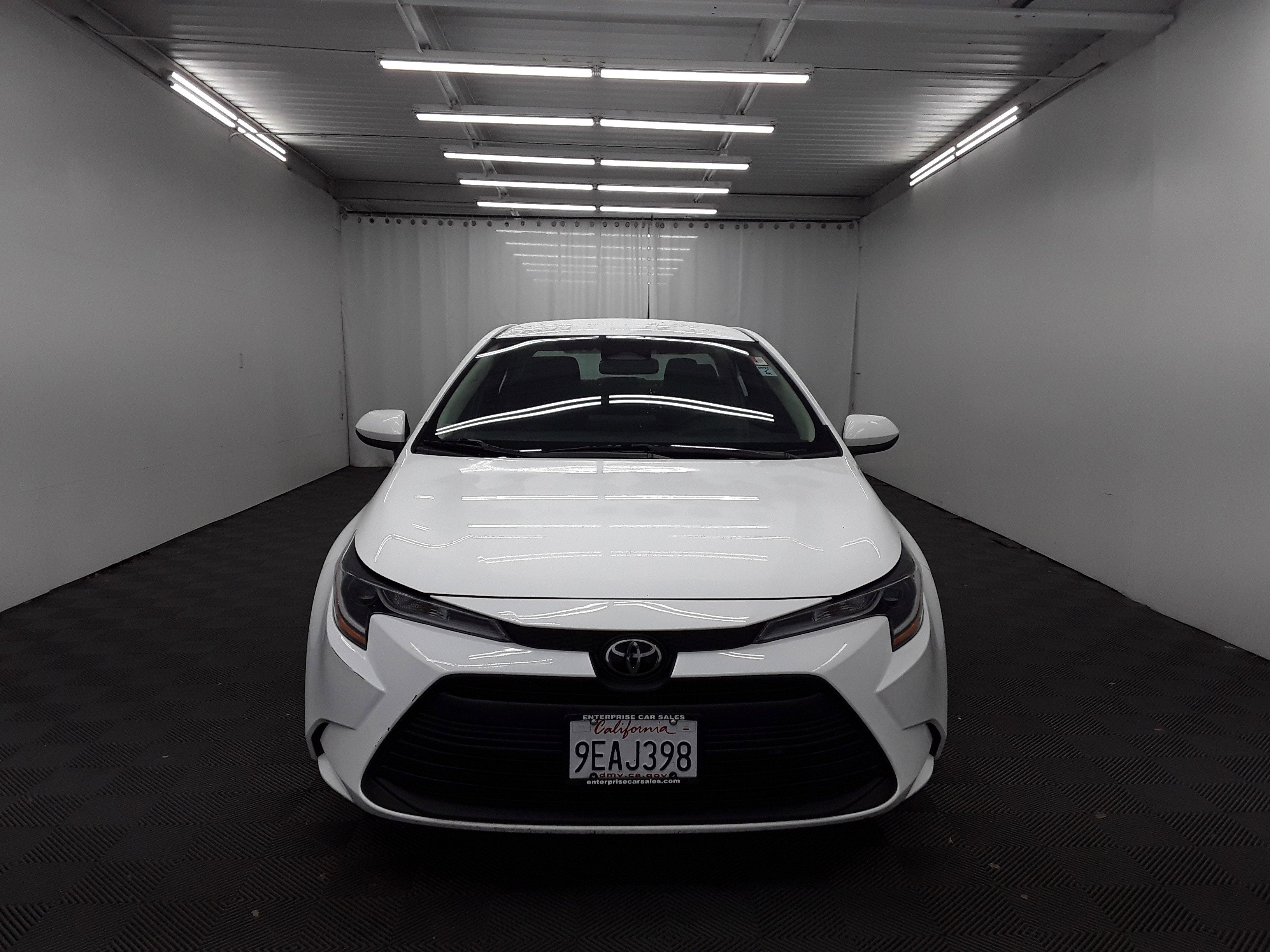 Vehicle image 3 of 23