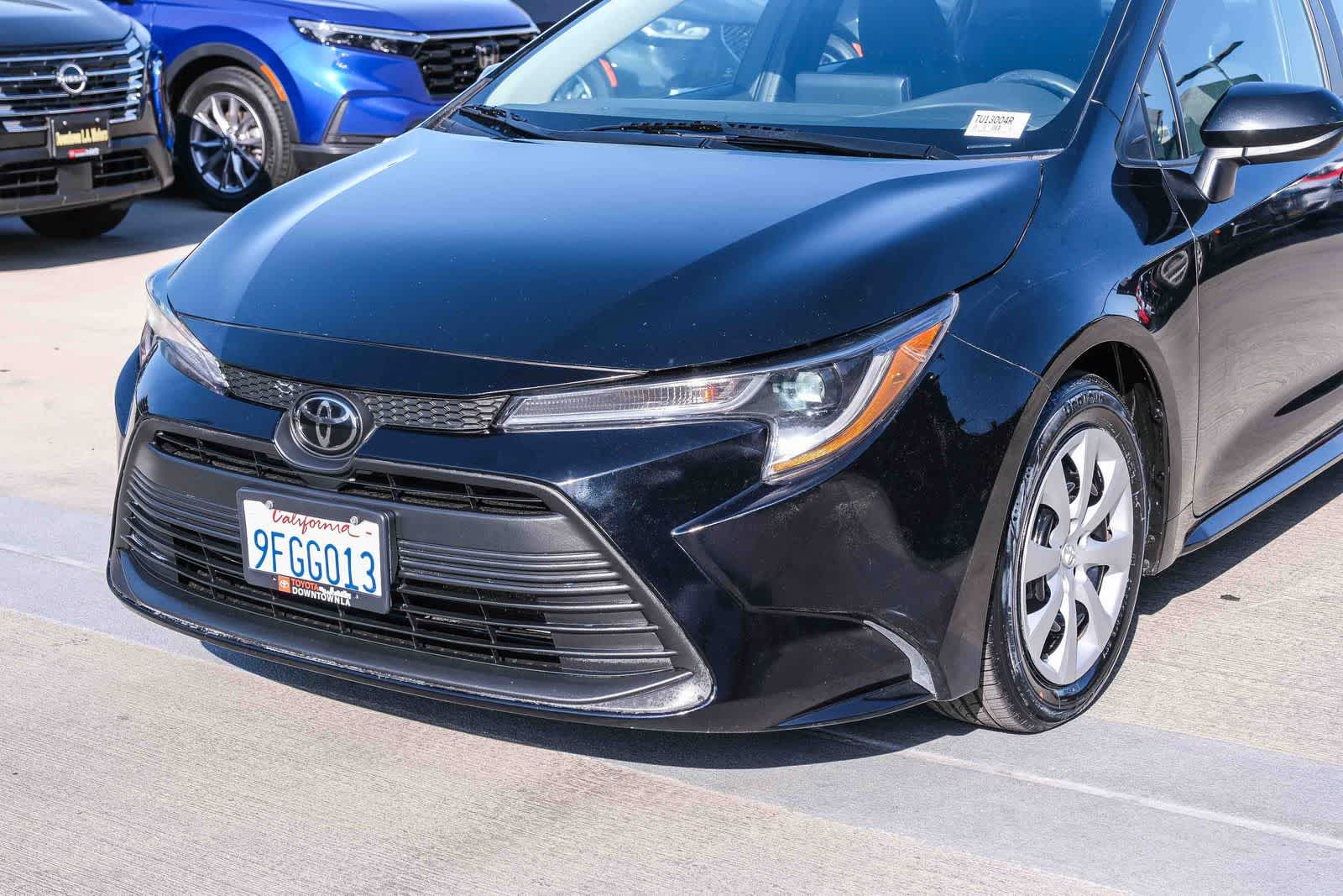 2023 Toyota Corolla LE Image 2 of 29