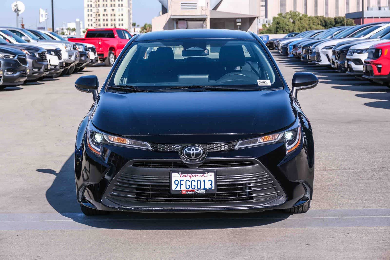 2023 Toyota Corolla LE Image 3 of 29