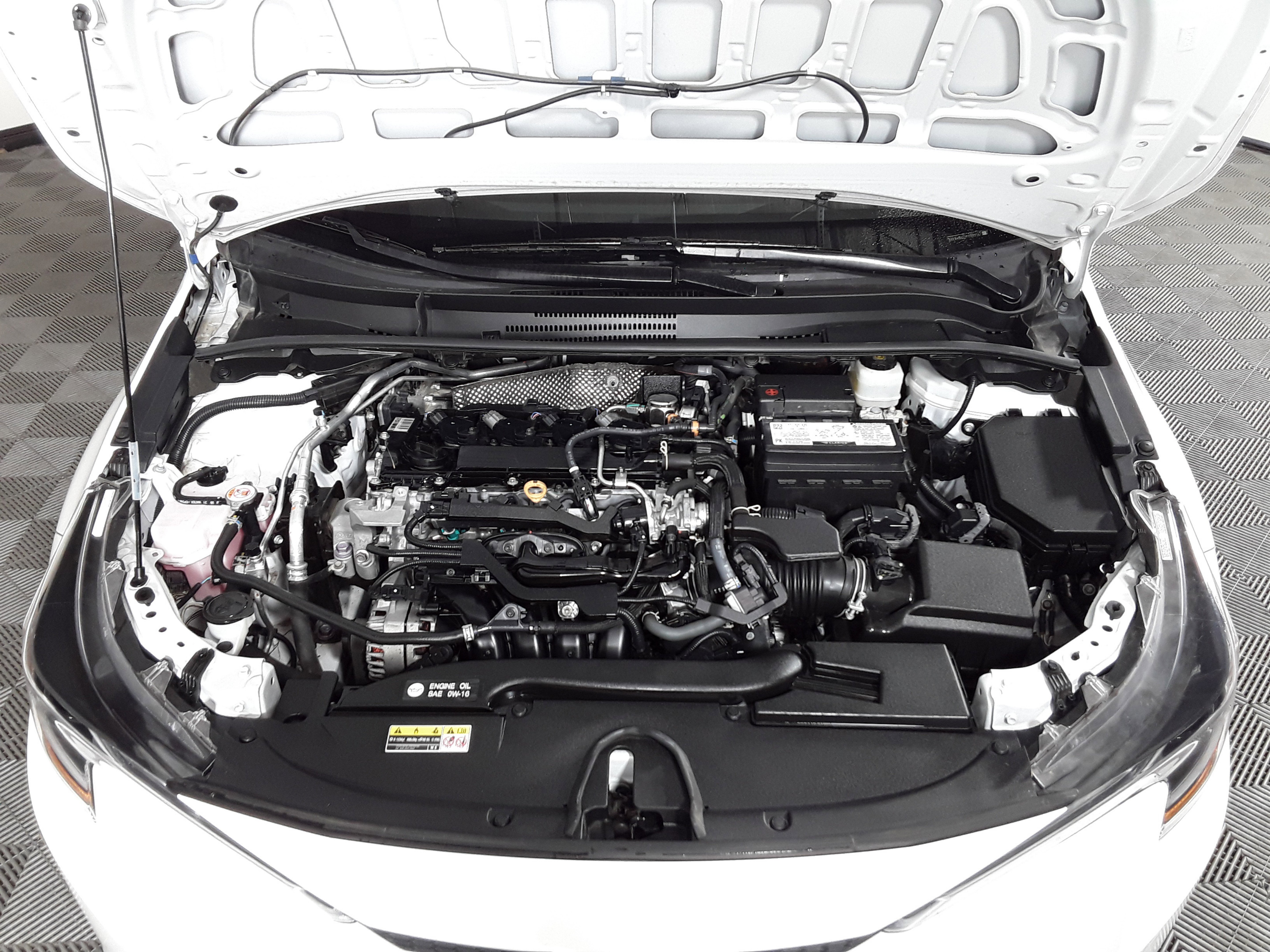 Vehicle image 8 of 23