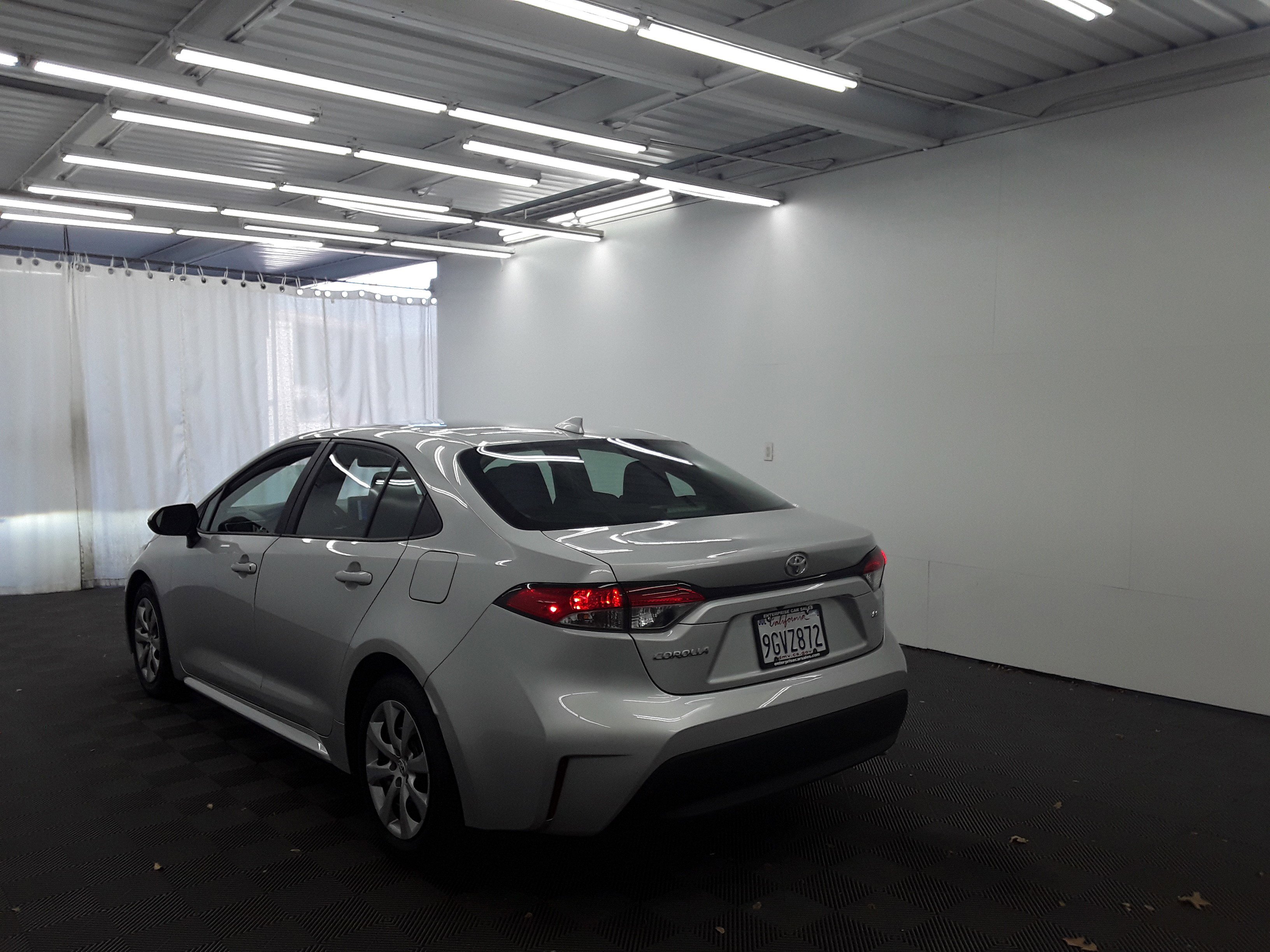 Vehicle image 6 of 23