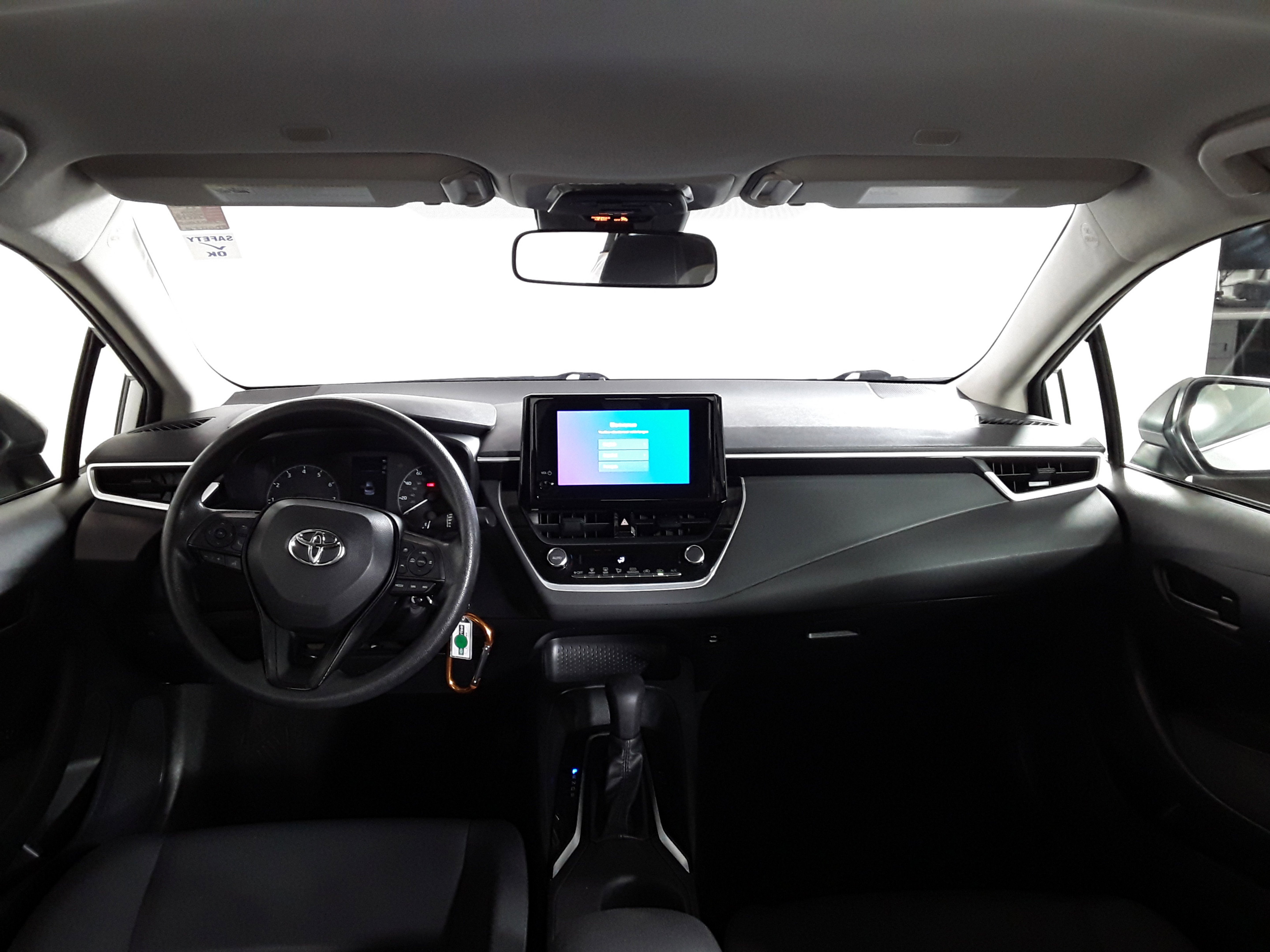 Vehicle image 11 of 22