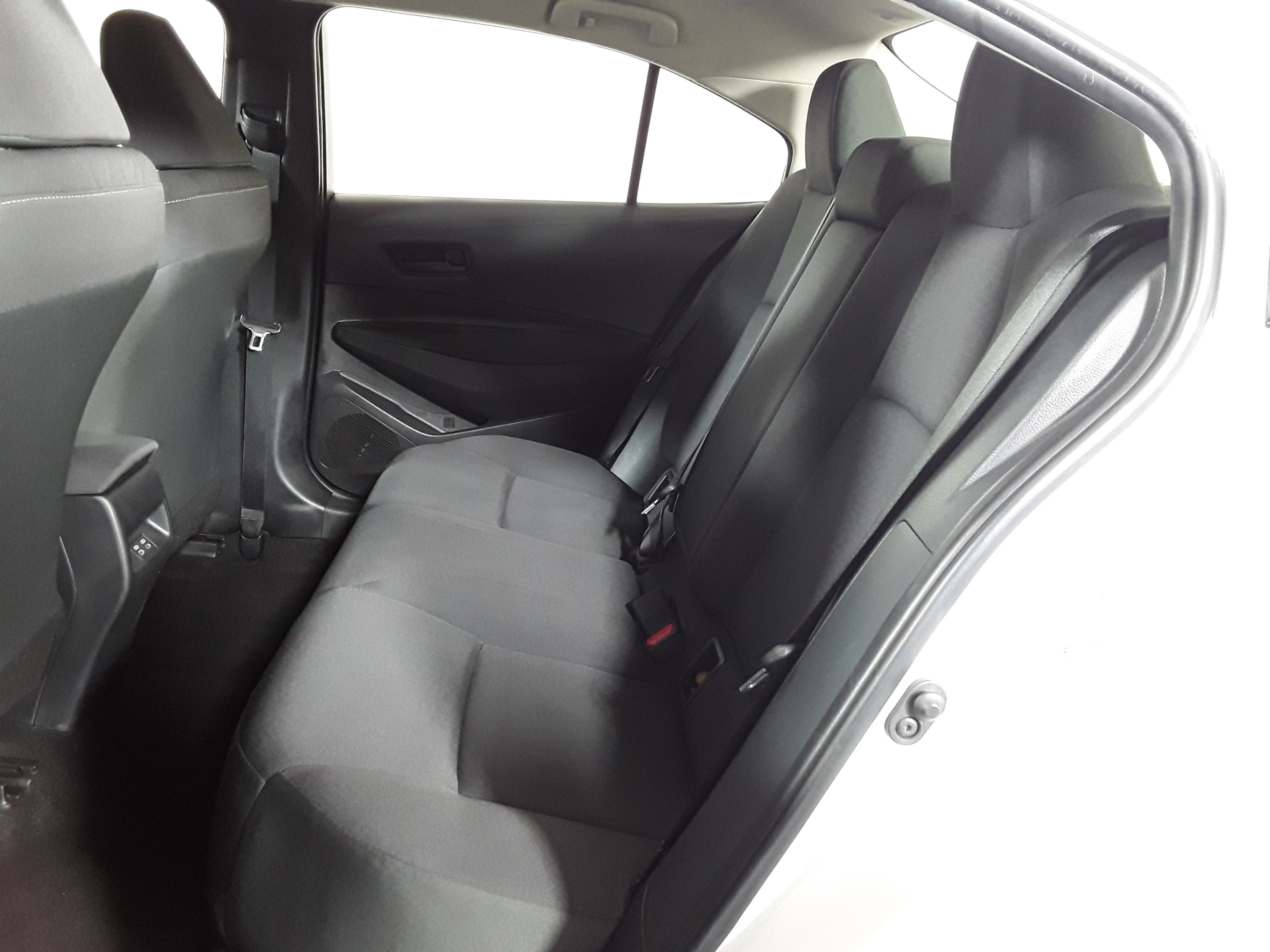 Vehicle image 10 of 22