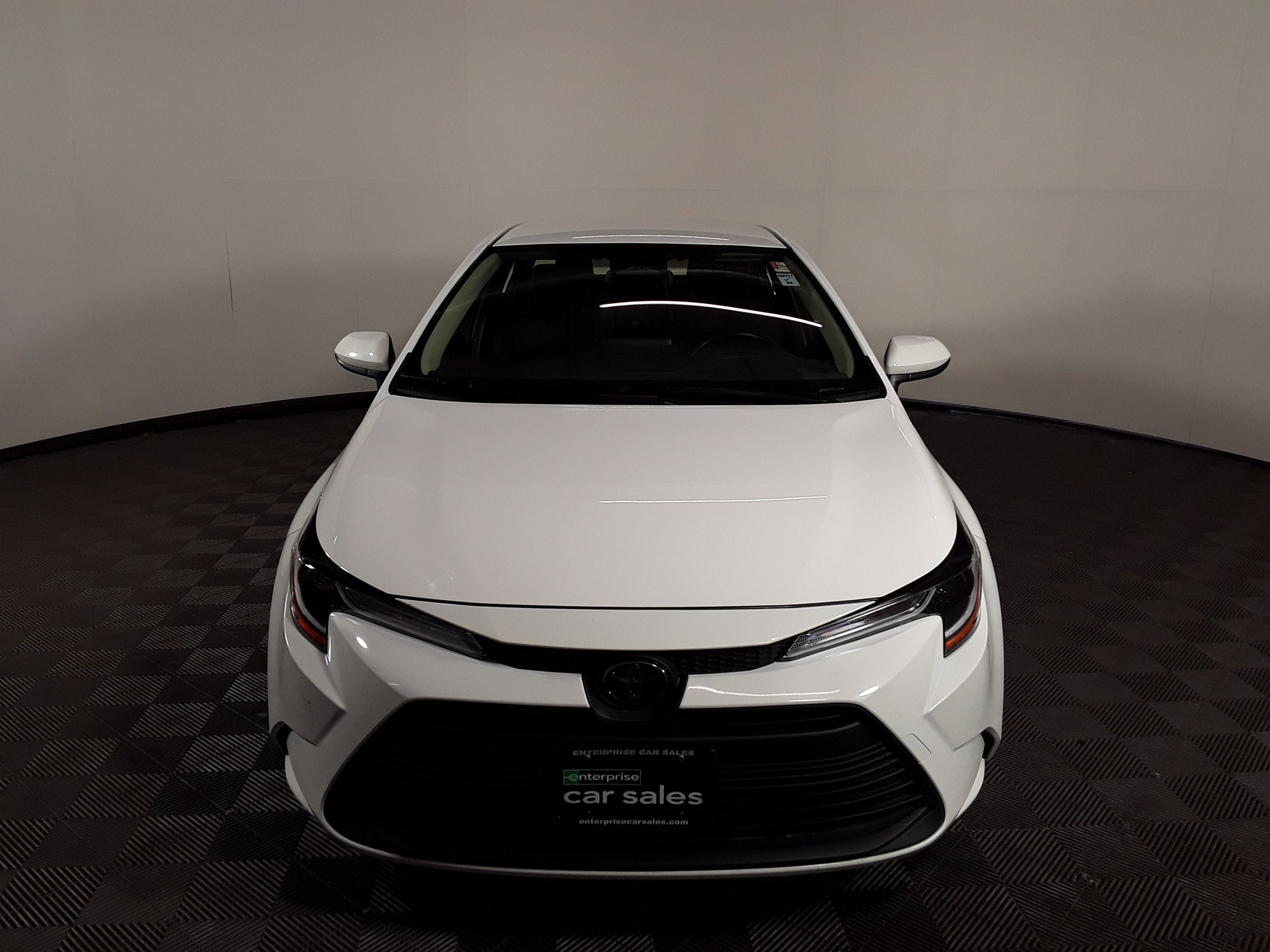 Vehicle image 3 of 22