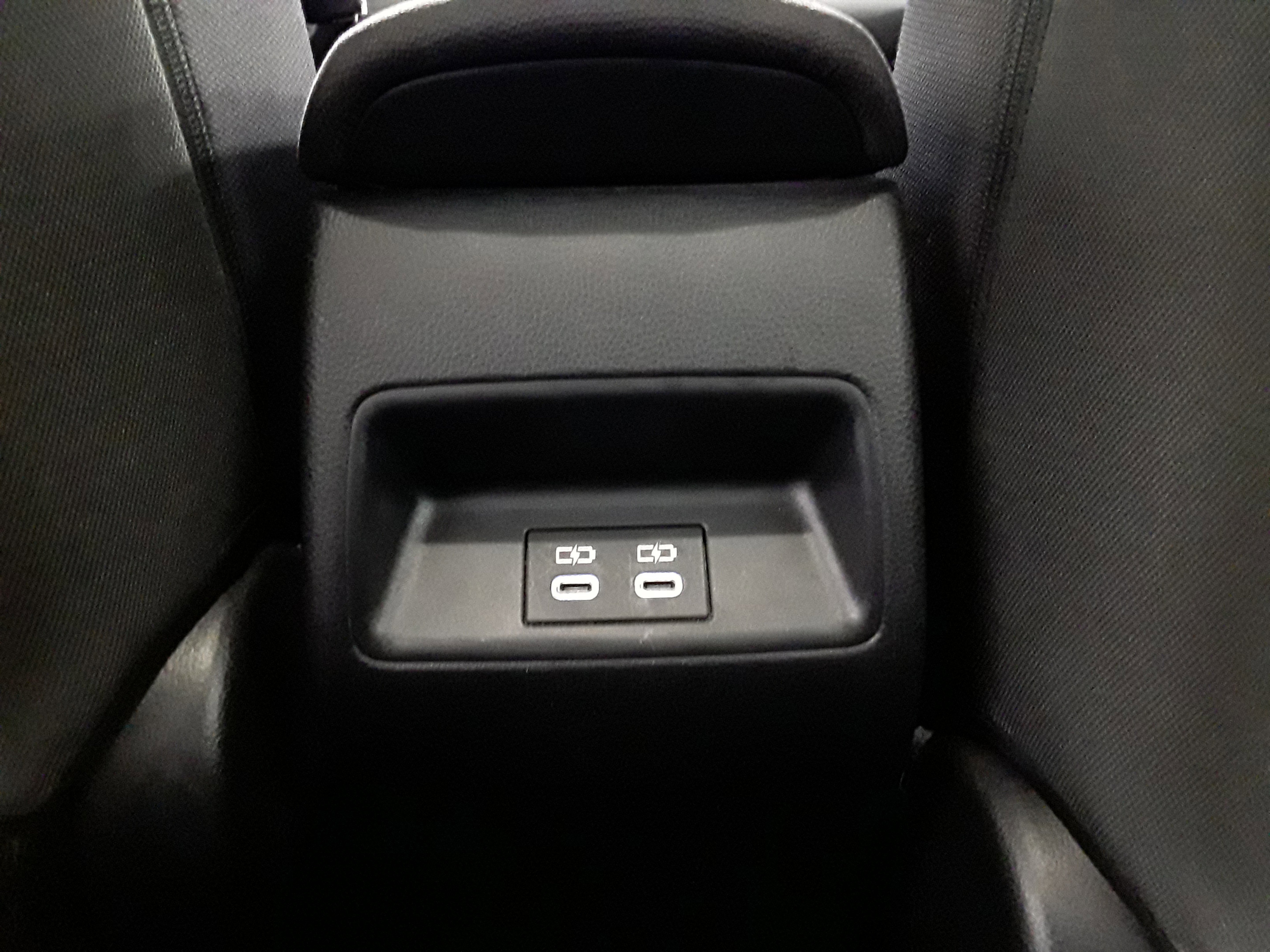 Vehicle image 13 of 22