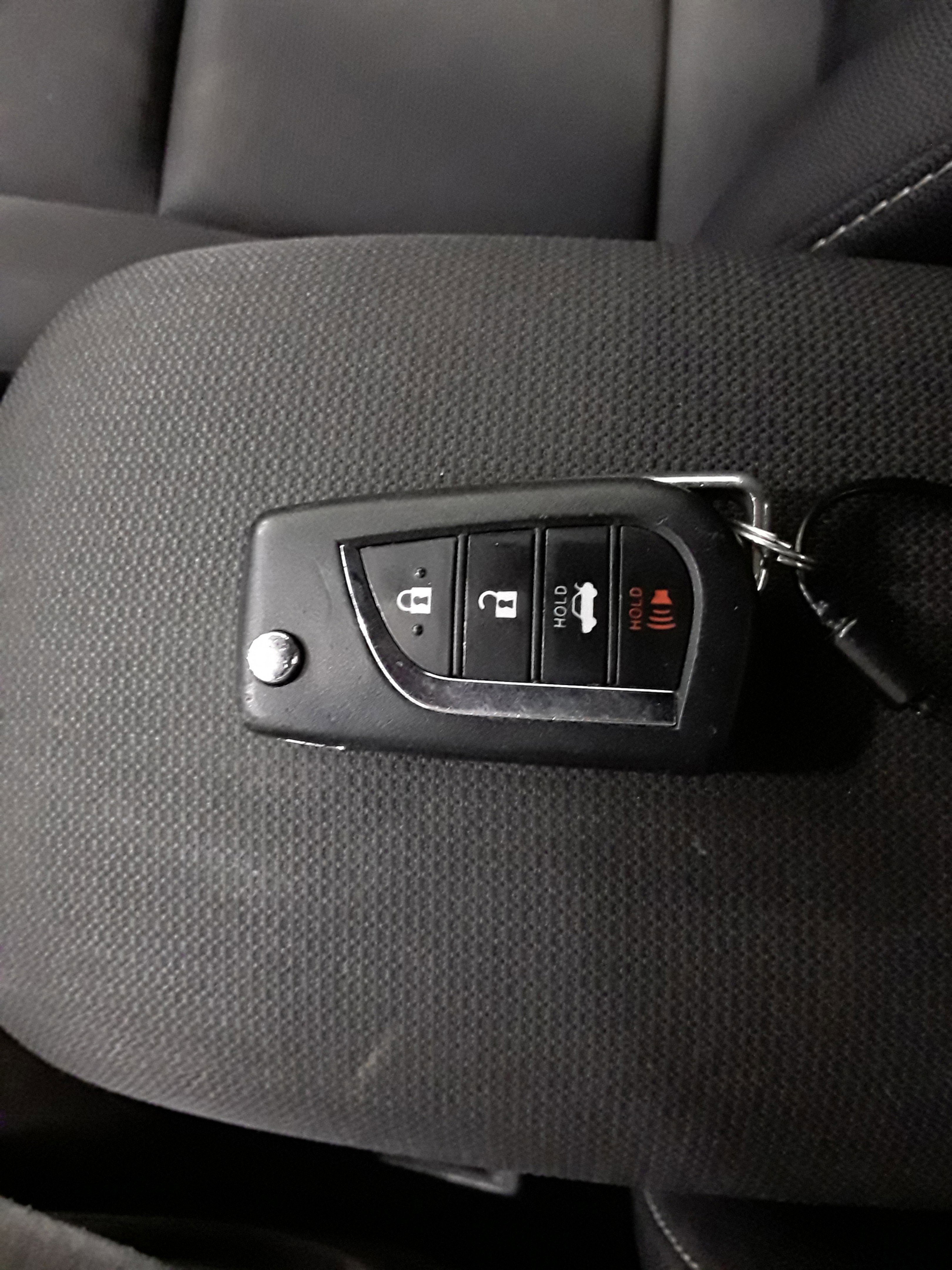 Vehicle image 18 of 22