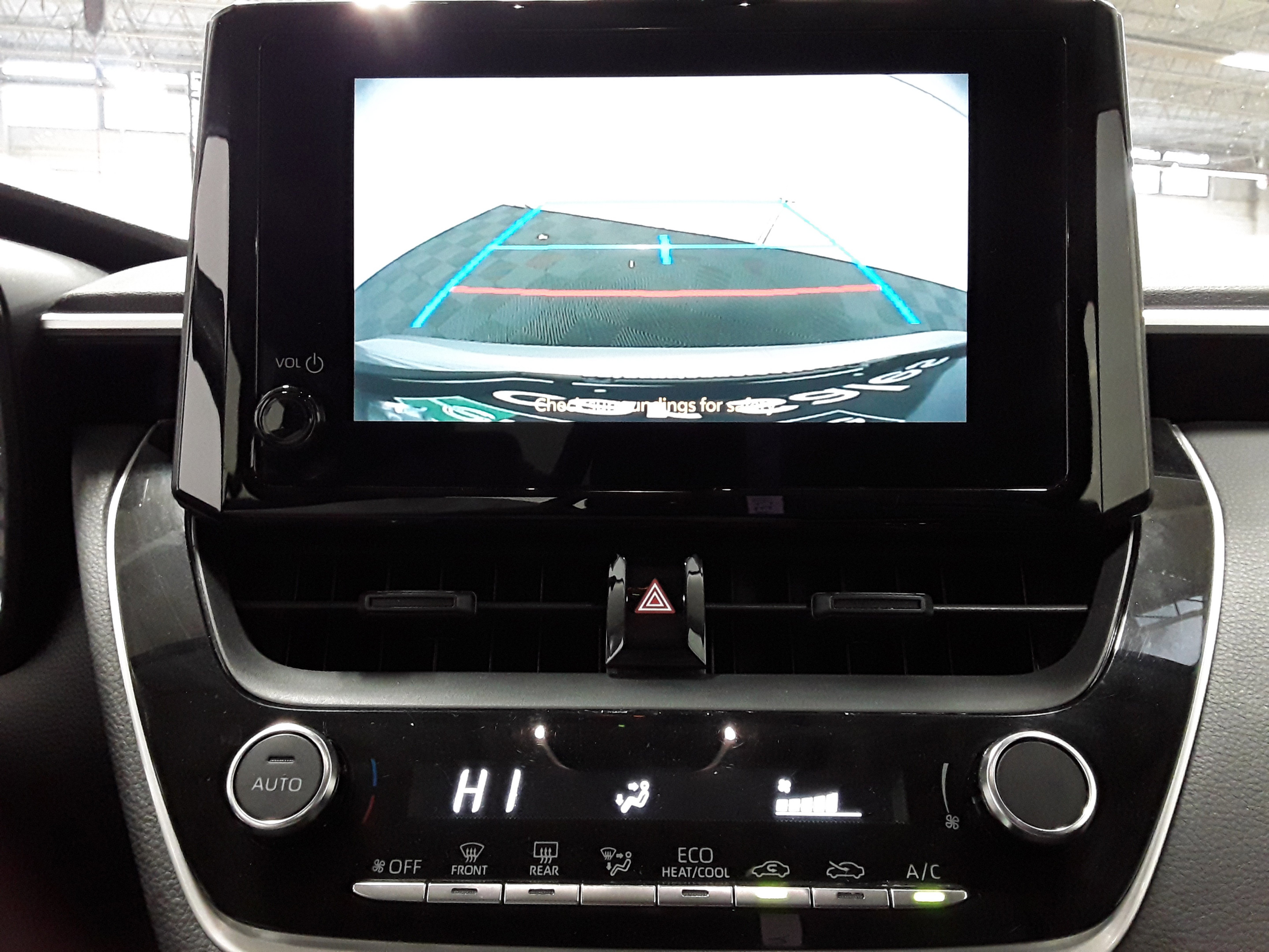 Vehicle image 21 of 22