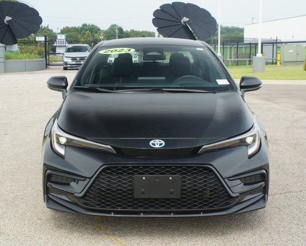 2023 Toyota Corolla Hybrid SE Image 2 of 29