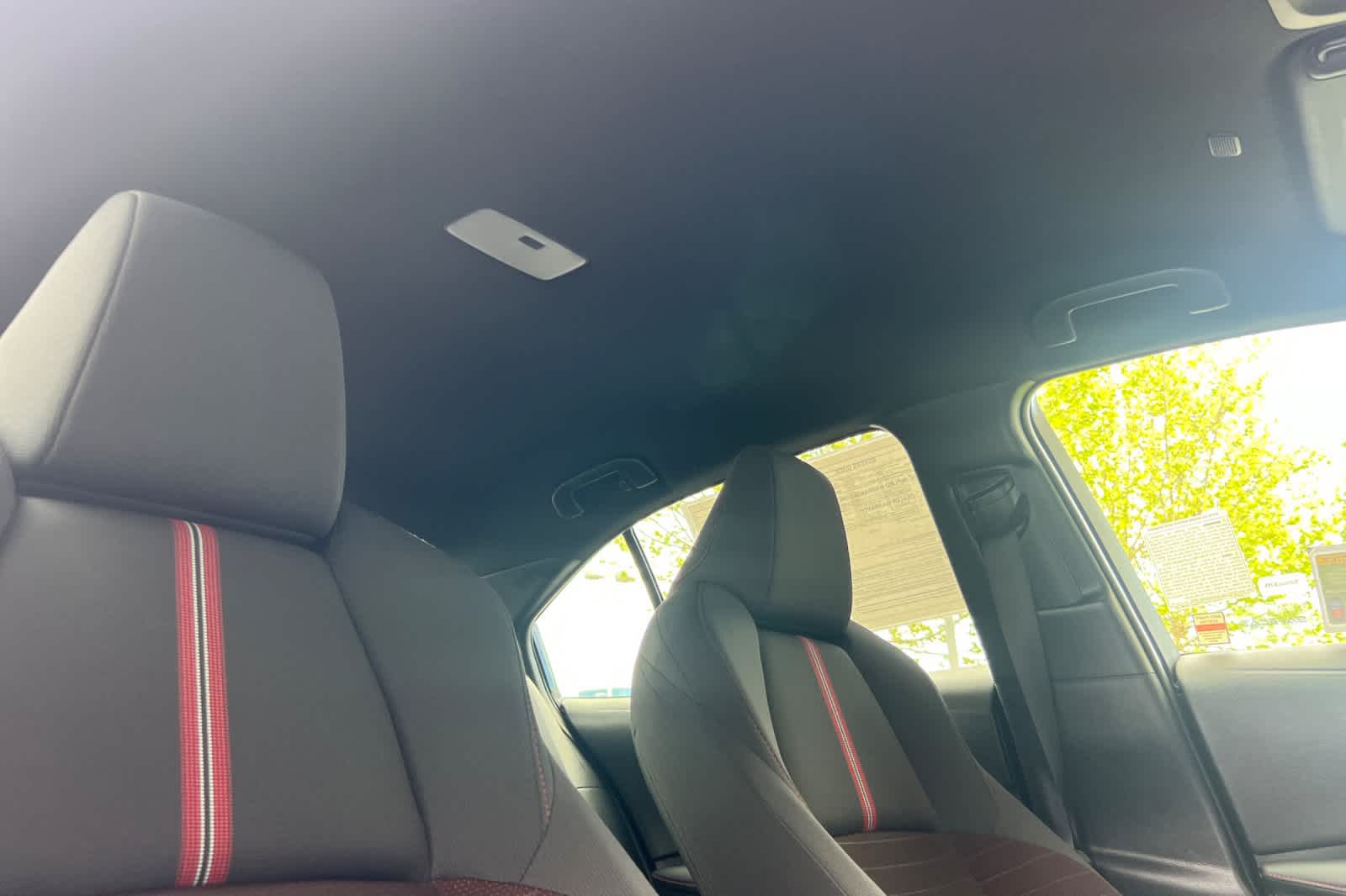 Vehicle image 16 of 29